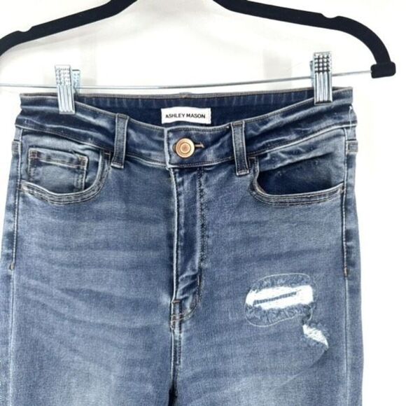 Ashley Mason Womens Distressed Skinny Leg Jeans Medium Blue Denim Patches Size 9 - Picture 3 of 13